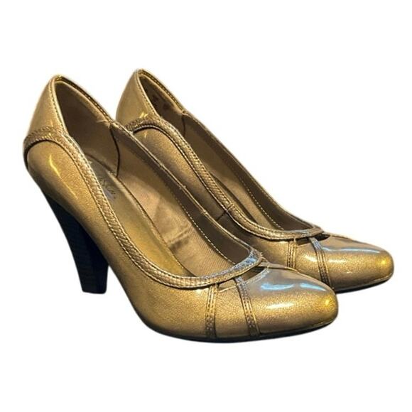 Lifestyle Velocity Pewter Metallic Pumps Size 6 Round Toe Dress Party Shoes - Picture 1 of 11